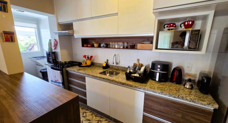 Apartamento semimobiliado 02 dormitórios com 01 suíte a poucos metros do parque Vila Germânica em Blumenau! — foto 7