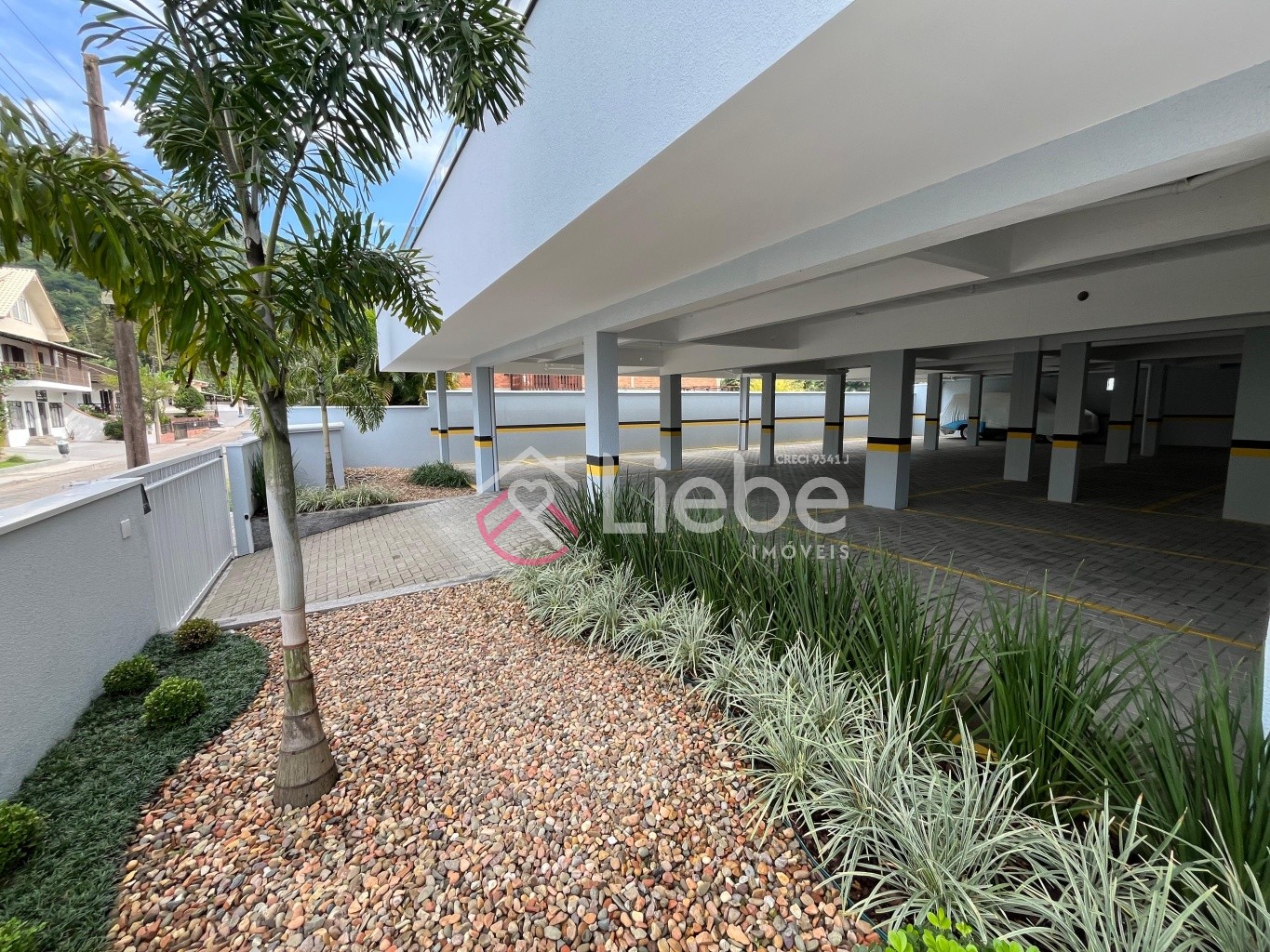 Lindo apartamento, com excelente localização, no Residencial Ágata Bloco B, 2 dormitórios, no centro da cidade de Pomerode. — foto 5