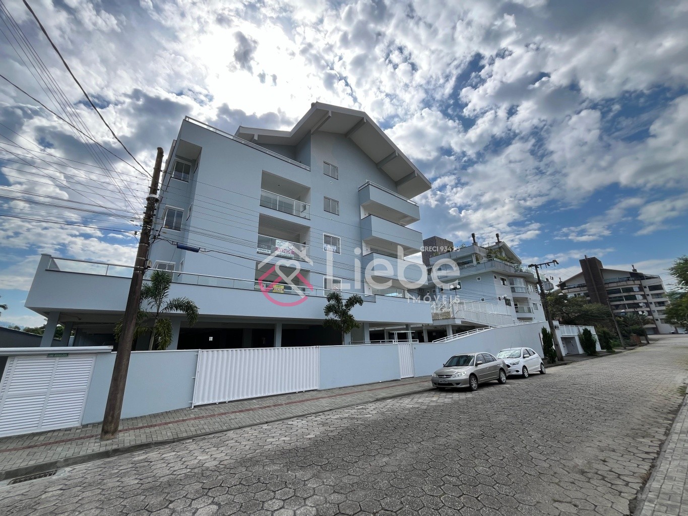 Lindo apartamento, com excelente localização, no Residencial Ágata Bloco B, 2 dormitórios, no centro da cidade de Pomerode. — foto 4