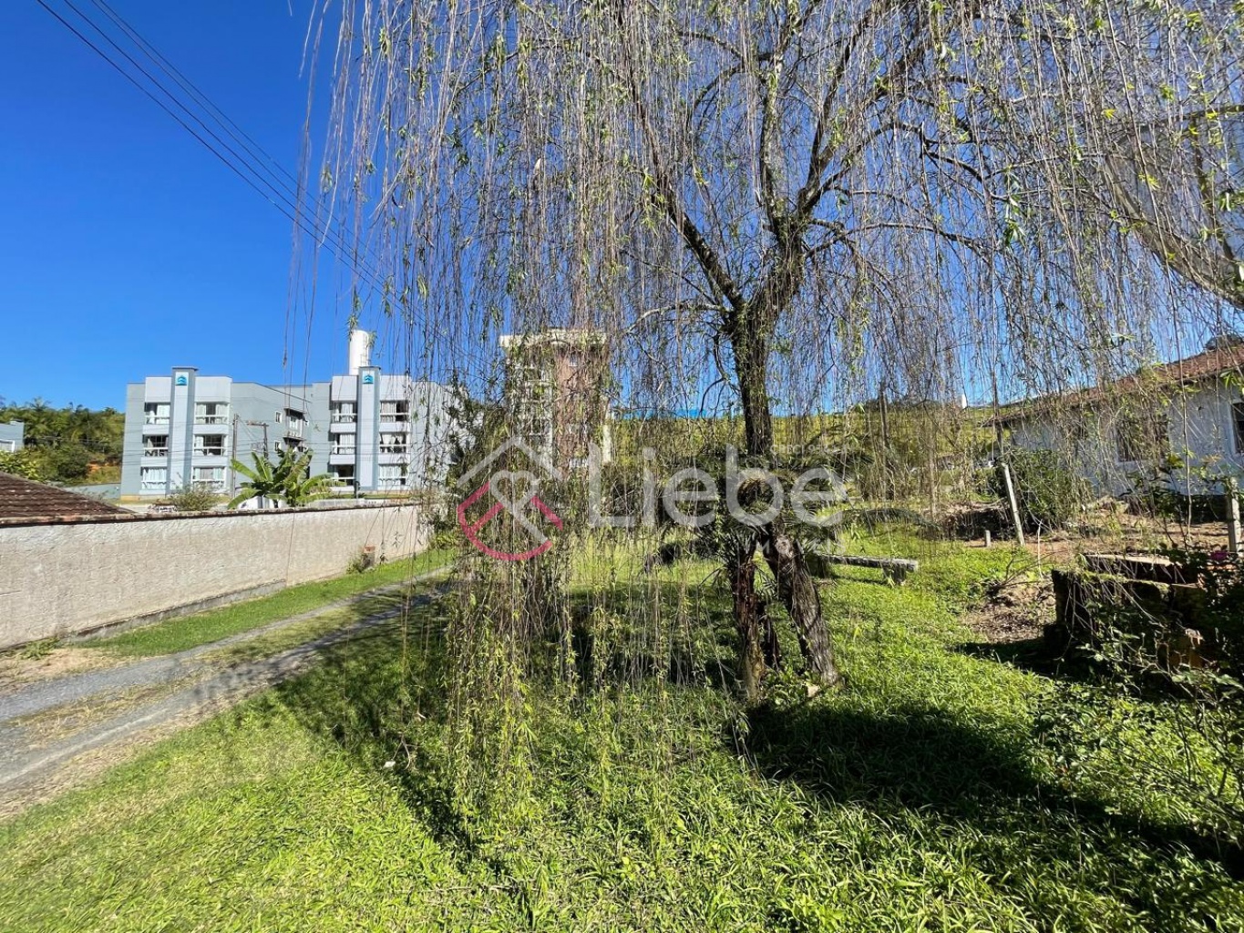 Oportunidade de Imóvel no centro da cidade de Pomerode com 280,00m de área construída e edificado num terreno com 881,25m. — foto 7