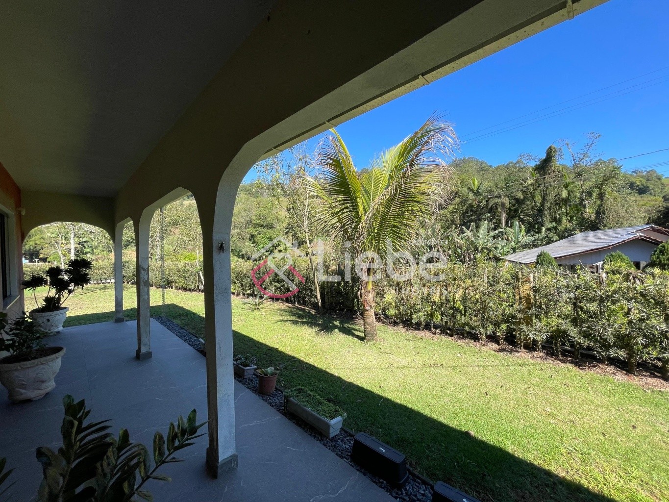Excelente imóvel no Bairro Ribeirão Souto na cidade de Pomerode com 226,35m de área construída num terreno com 11.276,35m. - foto 1