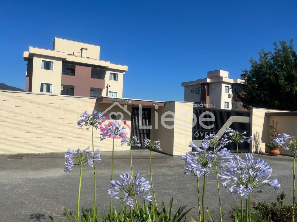 Apartamento lindo, com sacada e móveis sob medida, no Condomínio Residencial SOLARIS, no primeiro pavimento com 57,89m de área privativa, no bairro Testo Central, na cidade de Pomerode. - foto 1