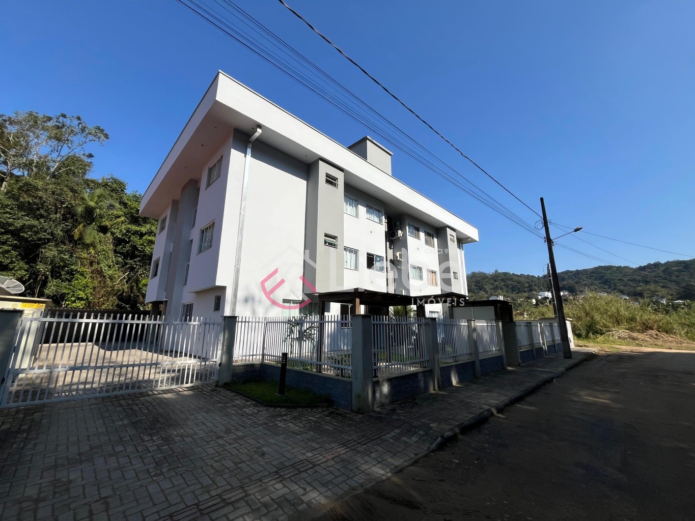 Lindo apartamento Semi Mobiliado no Condomínio Residencial Farol das Estrelas no primeiro pavimento com 61,49m de área privativa no bairro Ribeirão Areia na cidade de Pomerode. — foto 3