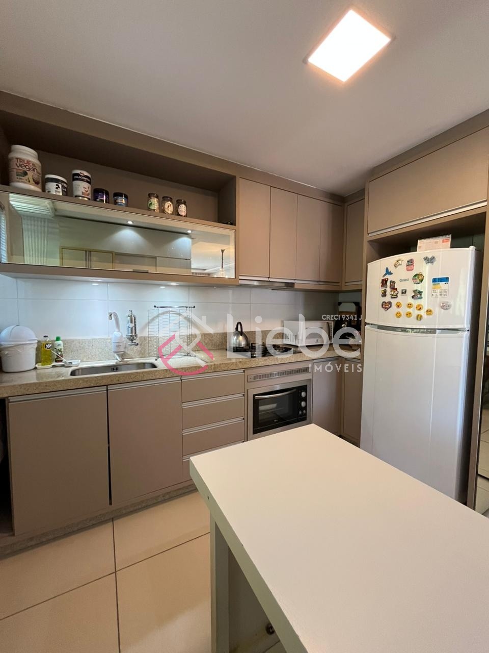 Lindo apartamento Semi Mobiliado no Condomínio Residencial Farol das Estrelas no primeiro pavimento com 61,49m de área privativa no bairro Ribeirão Areia na cidade de Pomerode. — foto 7