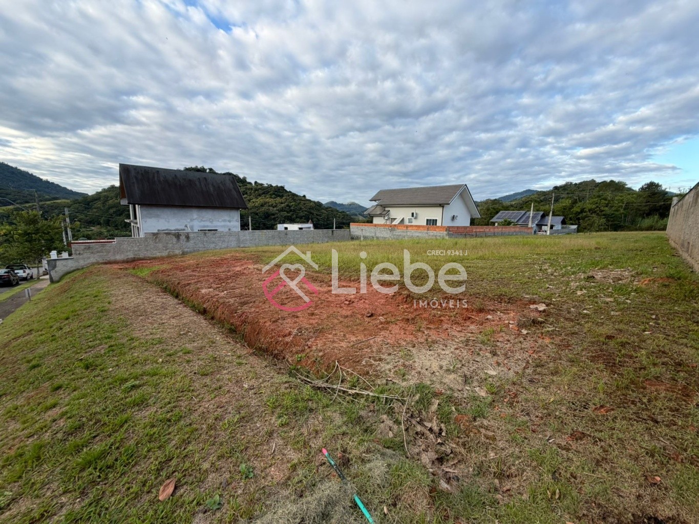 Terreno Lindo no Residencial Green Park no Bairro Ribeirão Herdt em Pomerode com 450,00m, fazendo frente em 15,00 metros. — foto 3