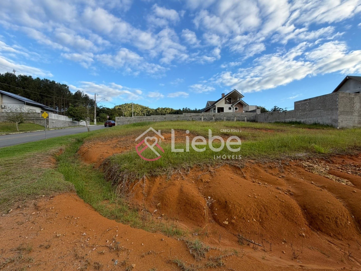 Terreno Lindo de Esquina no Residencial Green Park no Bairro Ribeirão Herdt em Pomerode com 526,27m, fazendo frente (esquina) em 44,57 metros. — foto 4