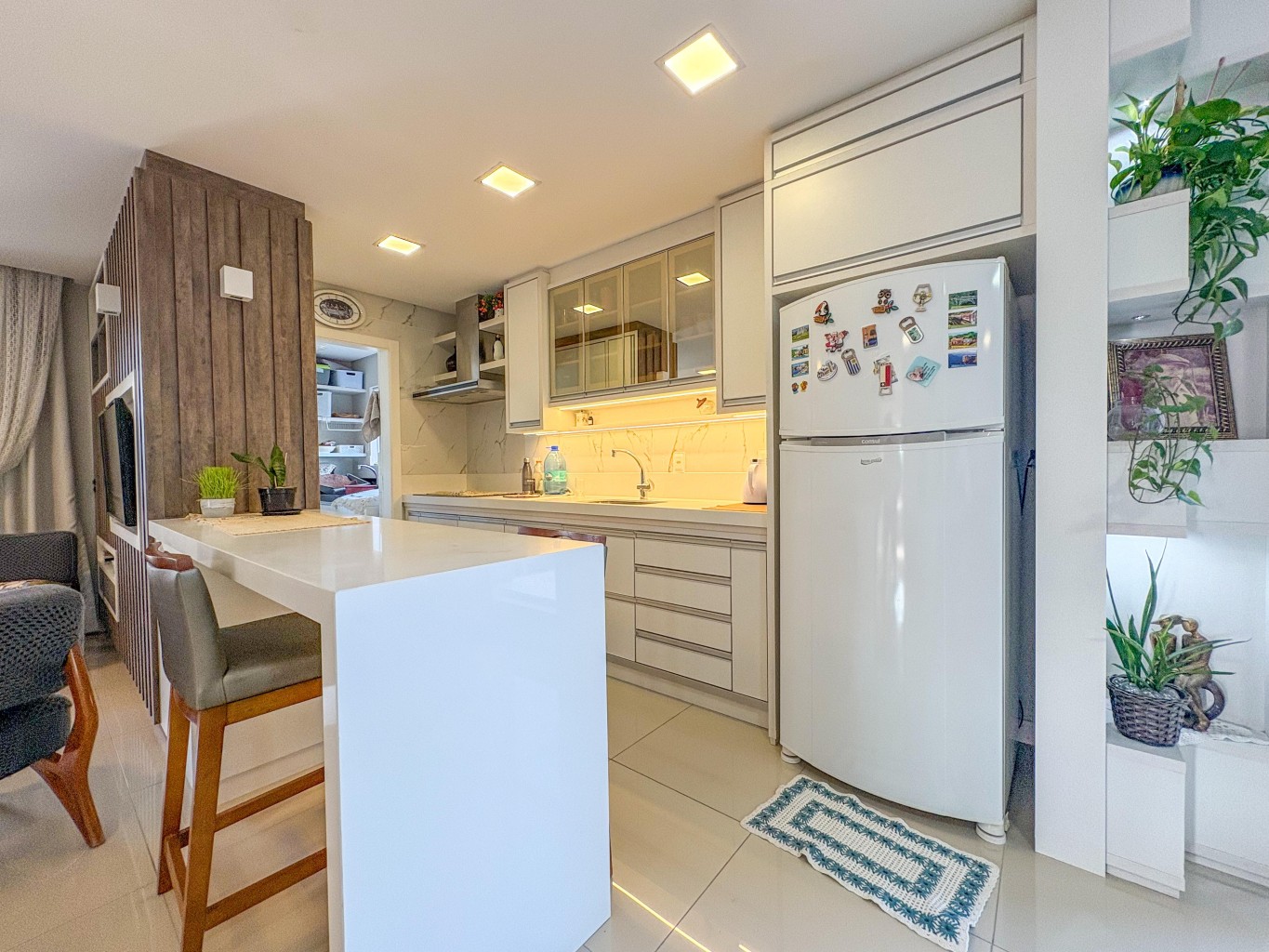 Apartamento semi-mobiliado à venda de 3 dormitórios sendo 1 suíte - Bairro Imigrantes — foto 5