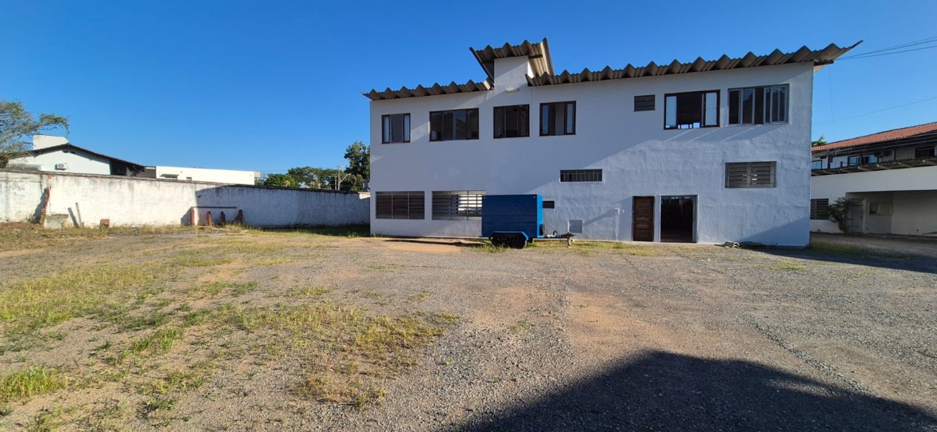 Amplo imóvel comercial para locação próximo ao centro — foto 6