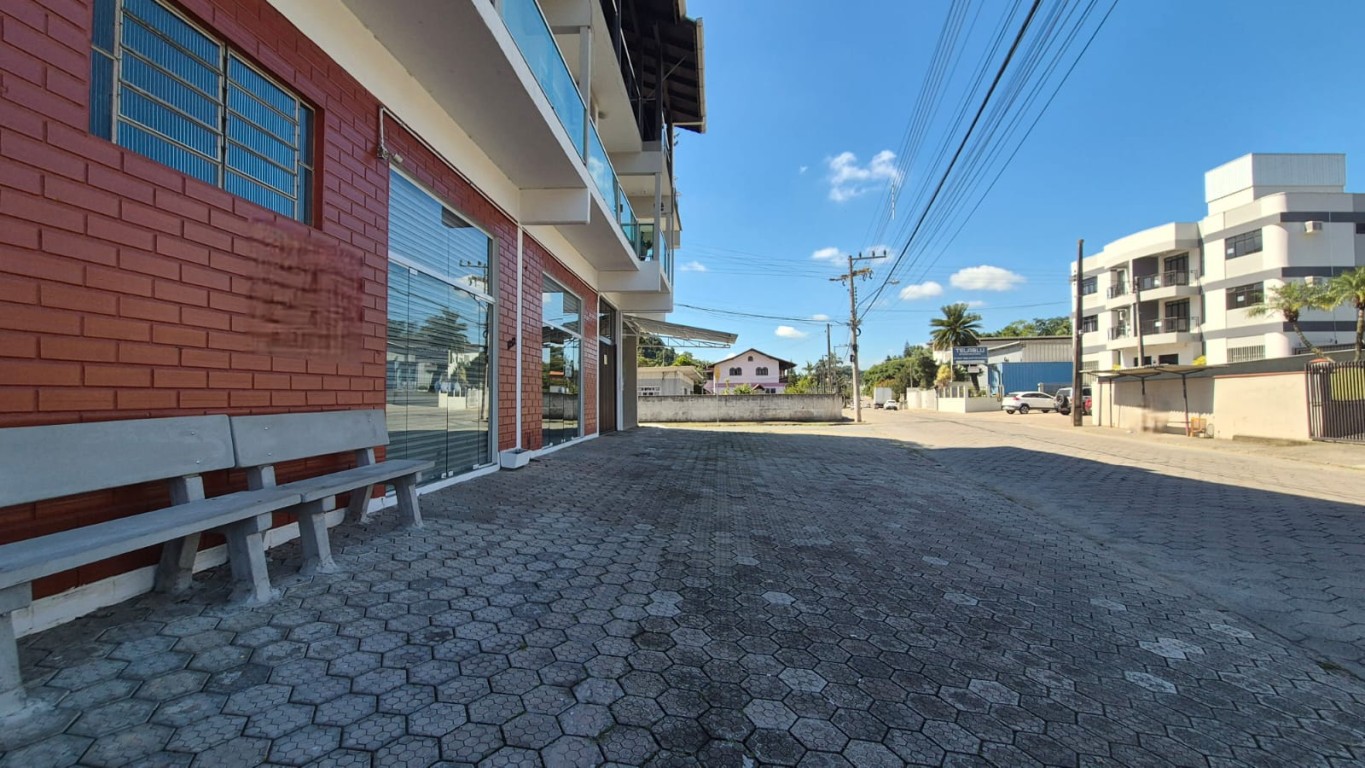 Sala Comercial no bairro Salto do Norte para alugar, em Blumenau. - foto 1