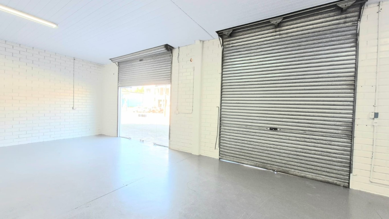 Sala Comercial no bairro Salto do Norte para alugar, em Blumenau. — foto 4