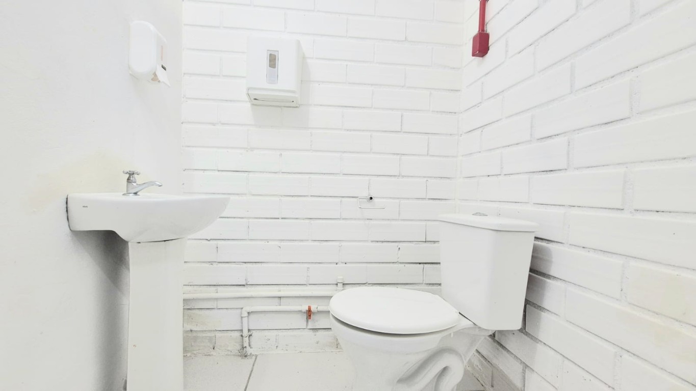 Sala Comercial no bairro Salto do Norte para alugar, em Blumenau. — foto 5