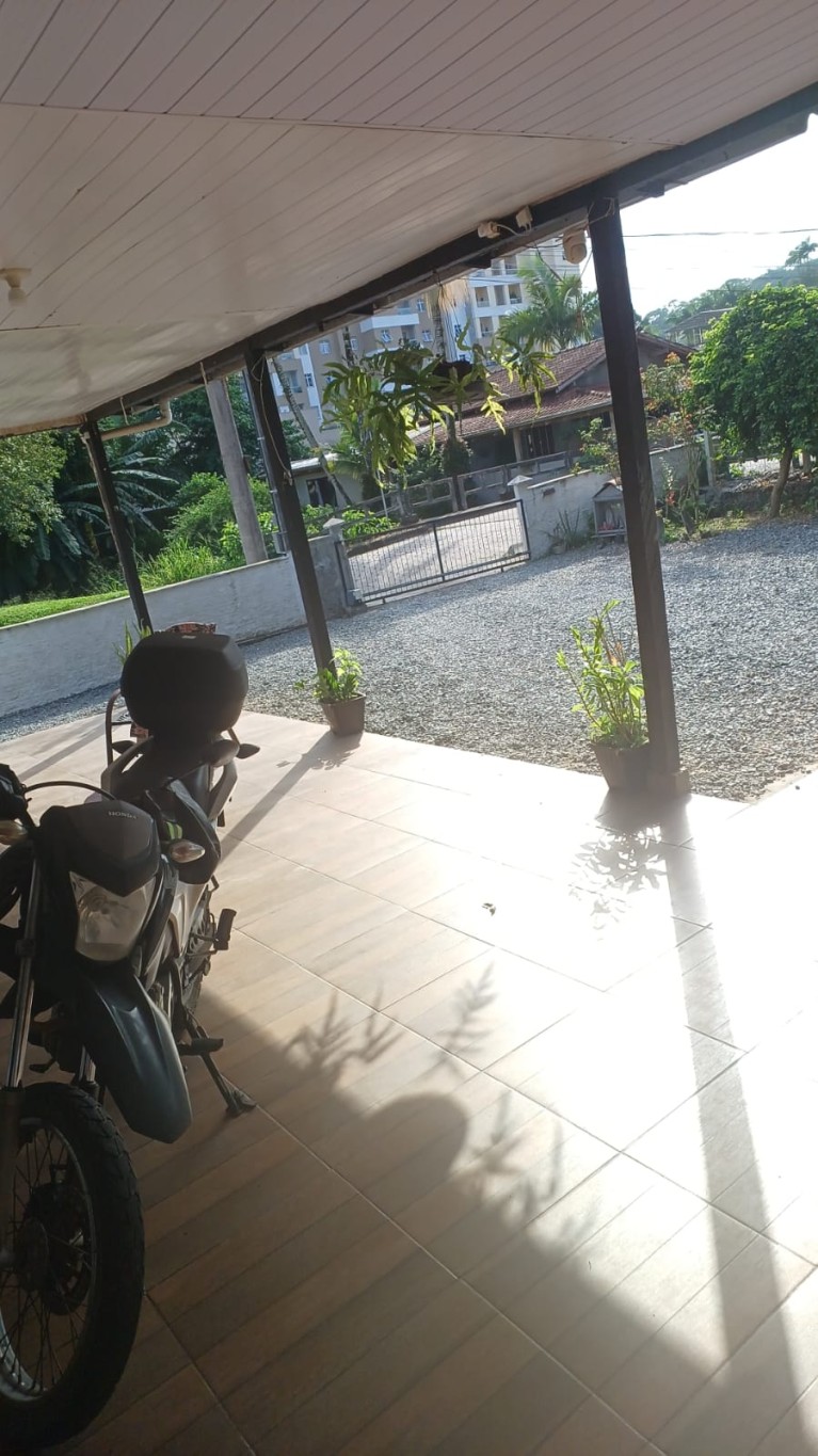 Casa ampla com energia solar no bairro Fortaleza - Excelente localização em Blumenau! - foto 1