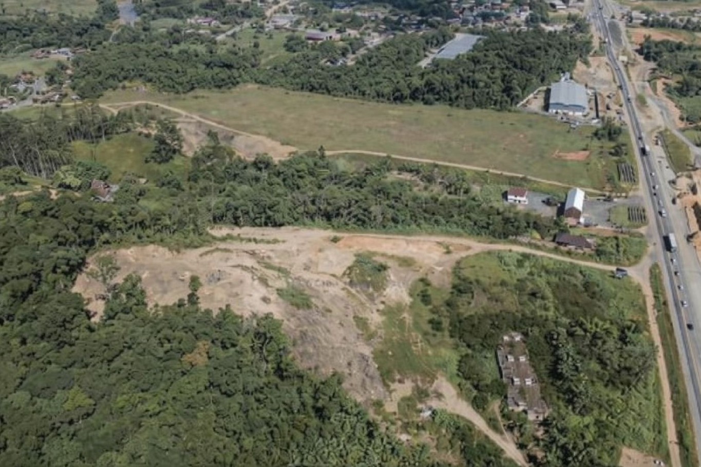 Oportunidade na BR470 — foto 3