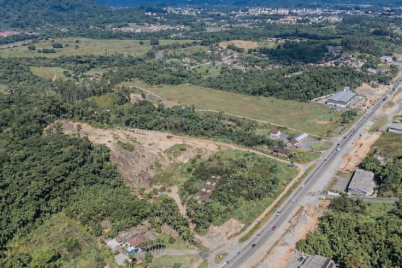 Oportunidade na BR470 — foto 2