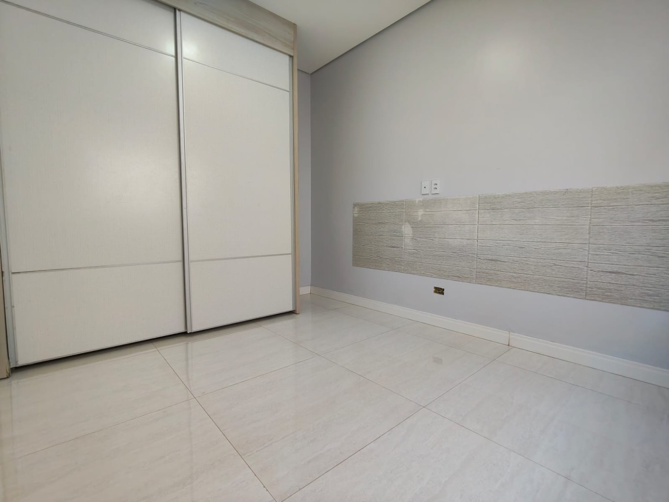 QUARTO 01