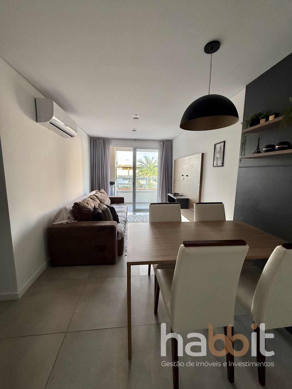 Apartamento mobiliado e decorado com 1 suíte, sacada com churrasqueira, área de serviço, cozinha e sala de jantar/tv próximo a Cremer, Furb, Giassi — foto 3