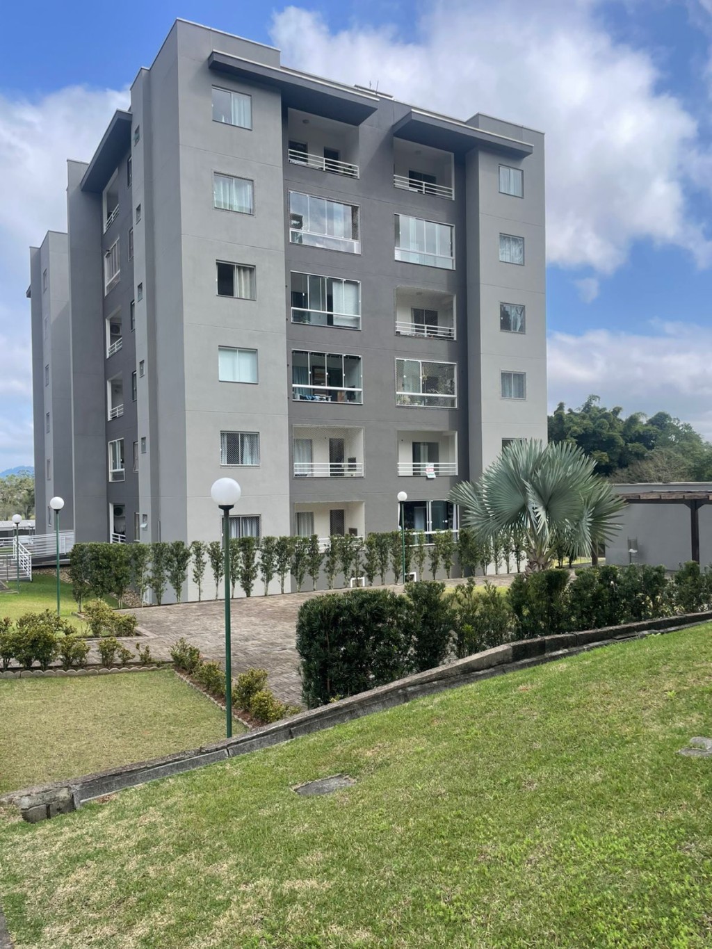 aconchegante apartamento em condomínio clube em Indaial - SC - foto 1