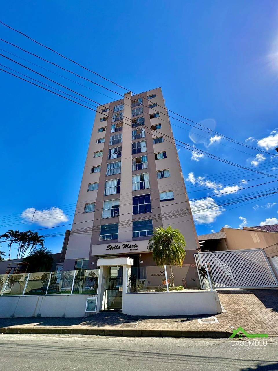 ? ALUGA! | Apartamento completo e bem localizado! - foto 1