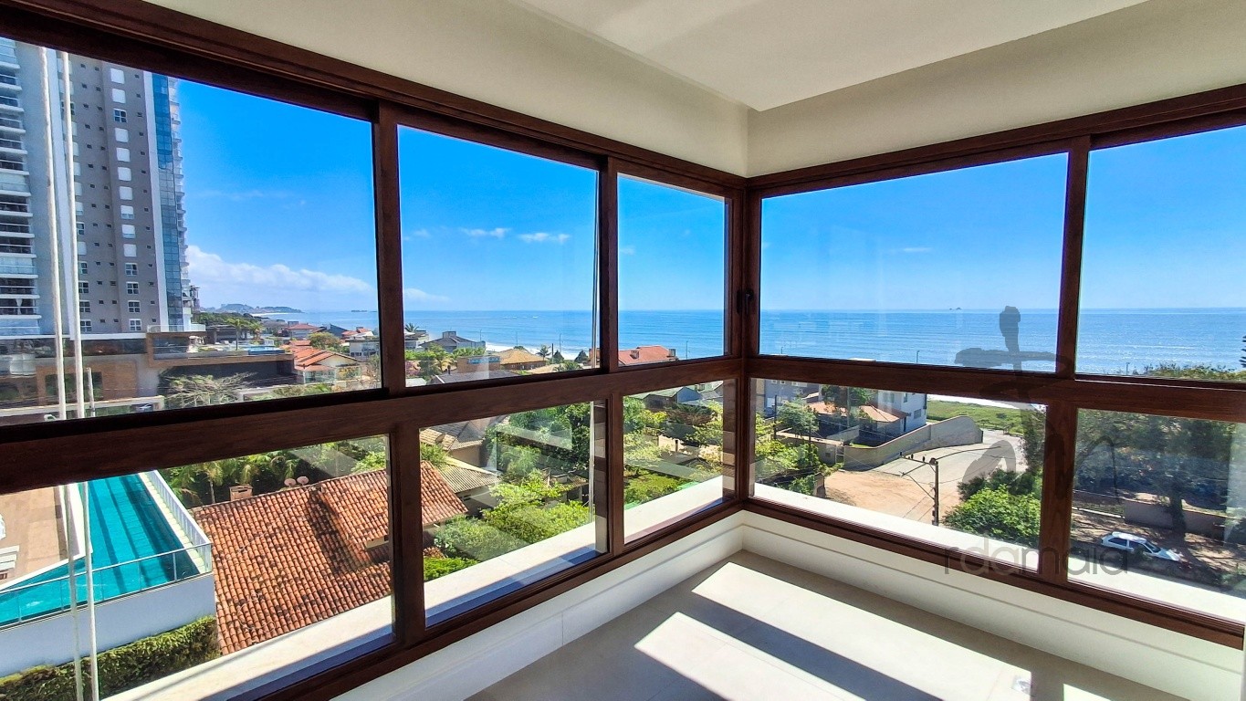 Vista para o Mar e o maior e melhor Living em Piçarras! 3 suítes! - foto 1
