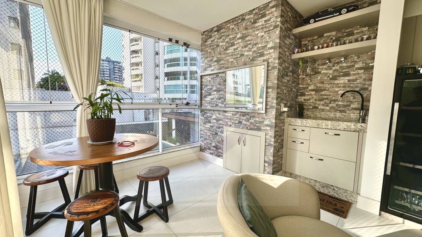 Apartamento sofisticado, totalmente mobiliado e equipado! — foto 3