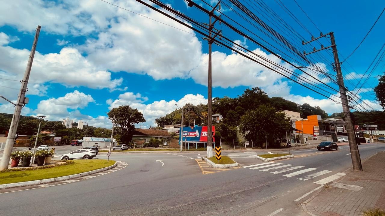 Terreno de Esquina com 2.220m na Escola Agrícola - Oportunidade Comercial Estratégica! — foto 2