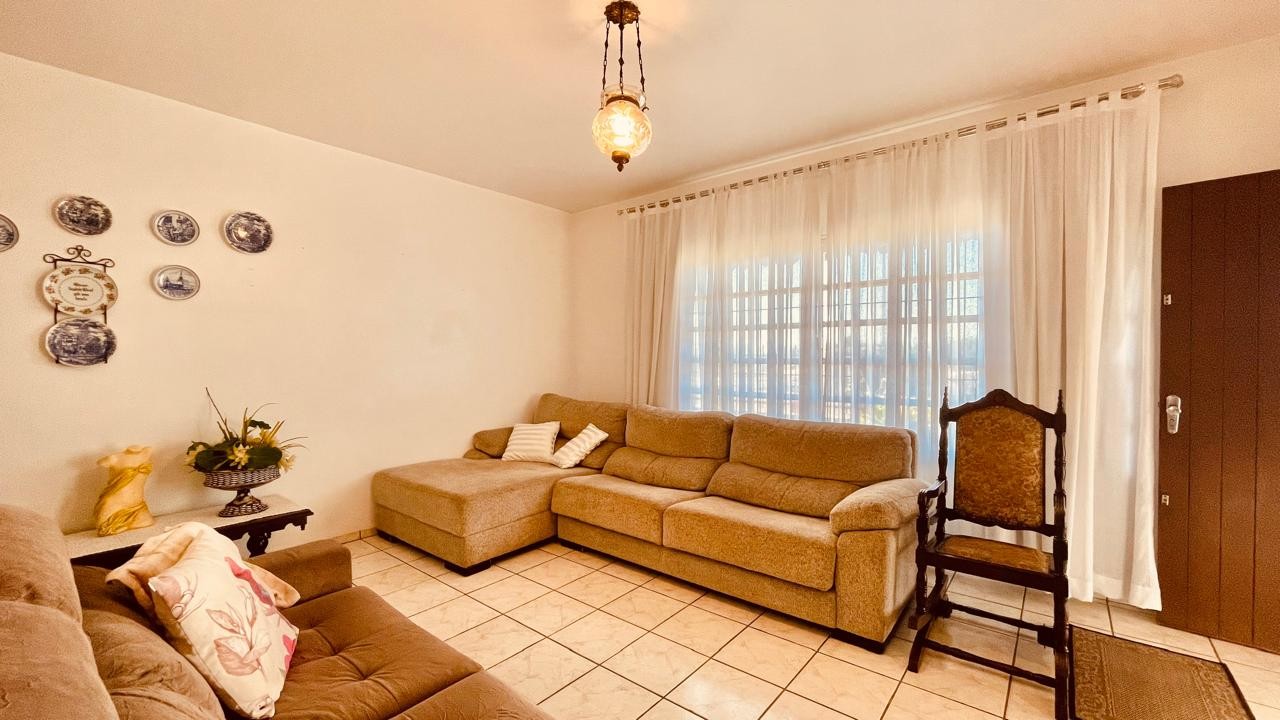 Casa de Frente para o Mar na Praia de Navegantes - Bairro Meia Praia — foto 5