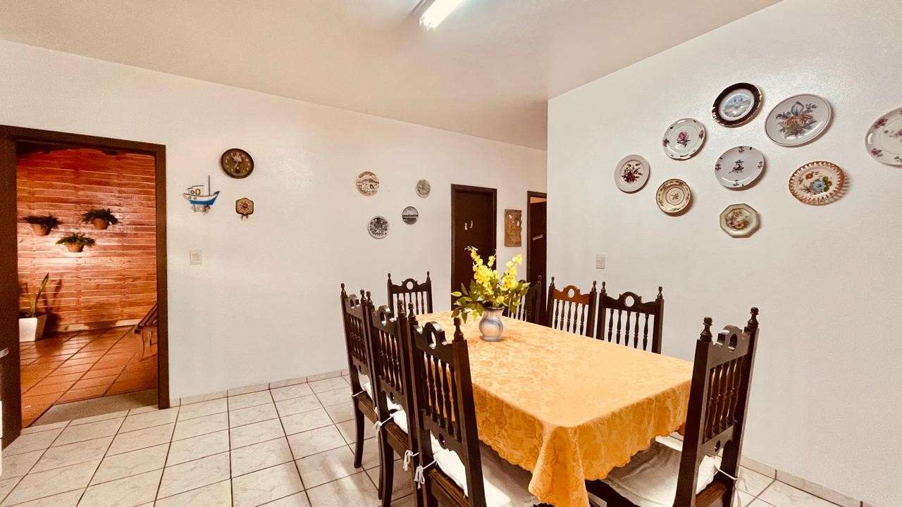 Casa de Frente para o Mar na Praia de Navegantes - Bairro Meia Praia — foto 7