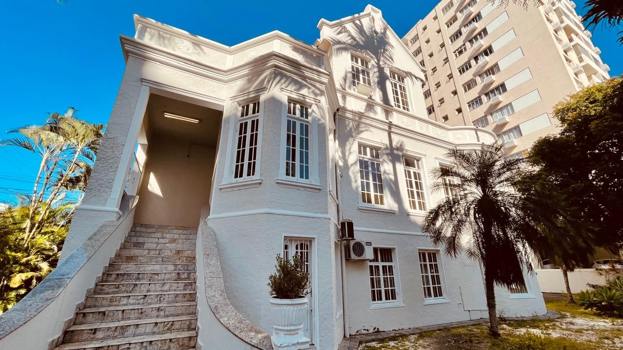 Casa Comercial para Locação no Centro de Blumenau - Em Frente ao Hospital Santa Isabel — foto 2