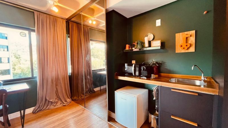 Loft Mobiliado no Centro de Blumenau Para Locação — foto 4