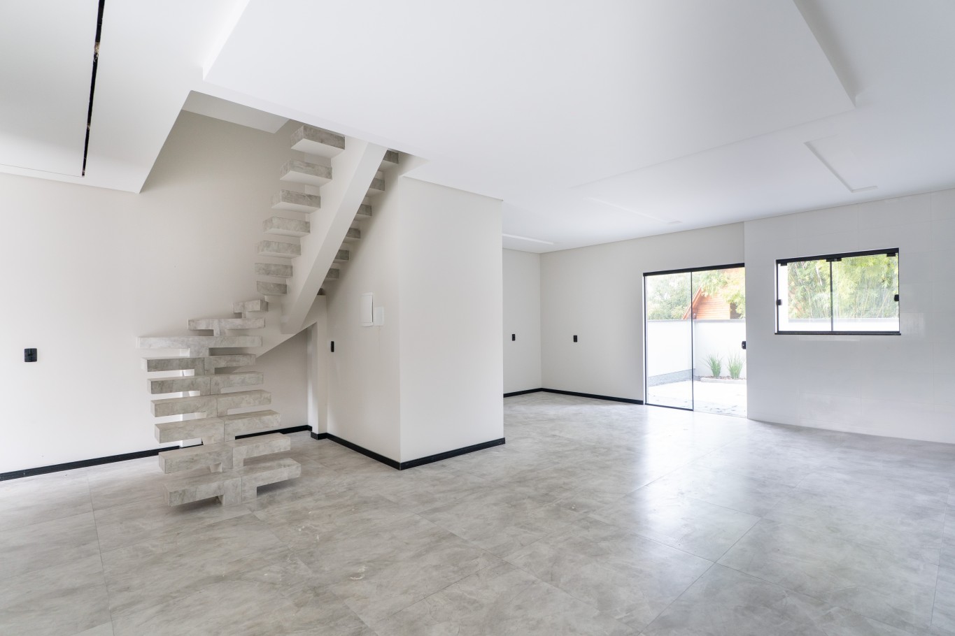 Sobrados modernos à venda em Pomerode - Alto padrão, espaço e valorização — foto 5