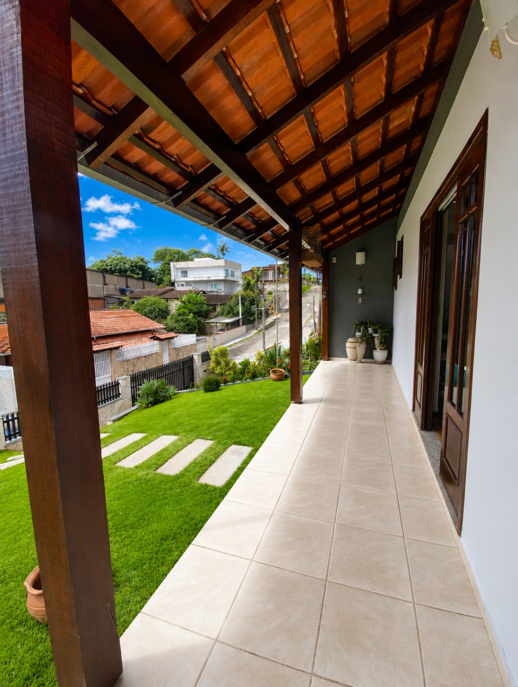 Casa completa com piscina no Bairro Água Verde — foto 6