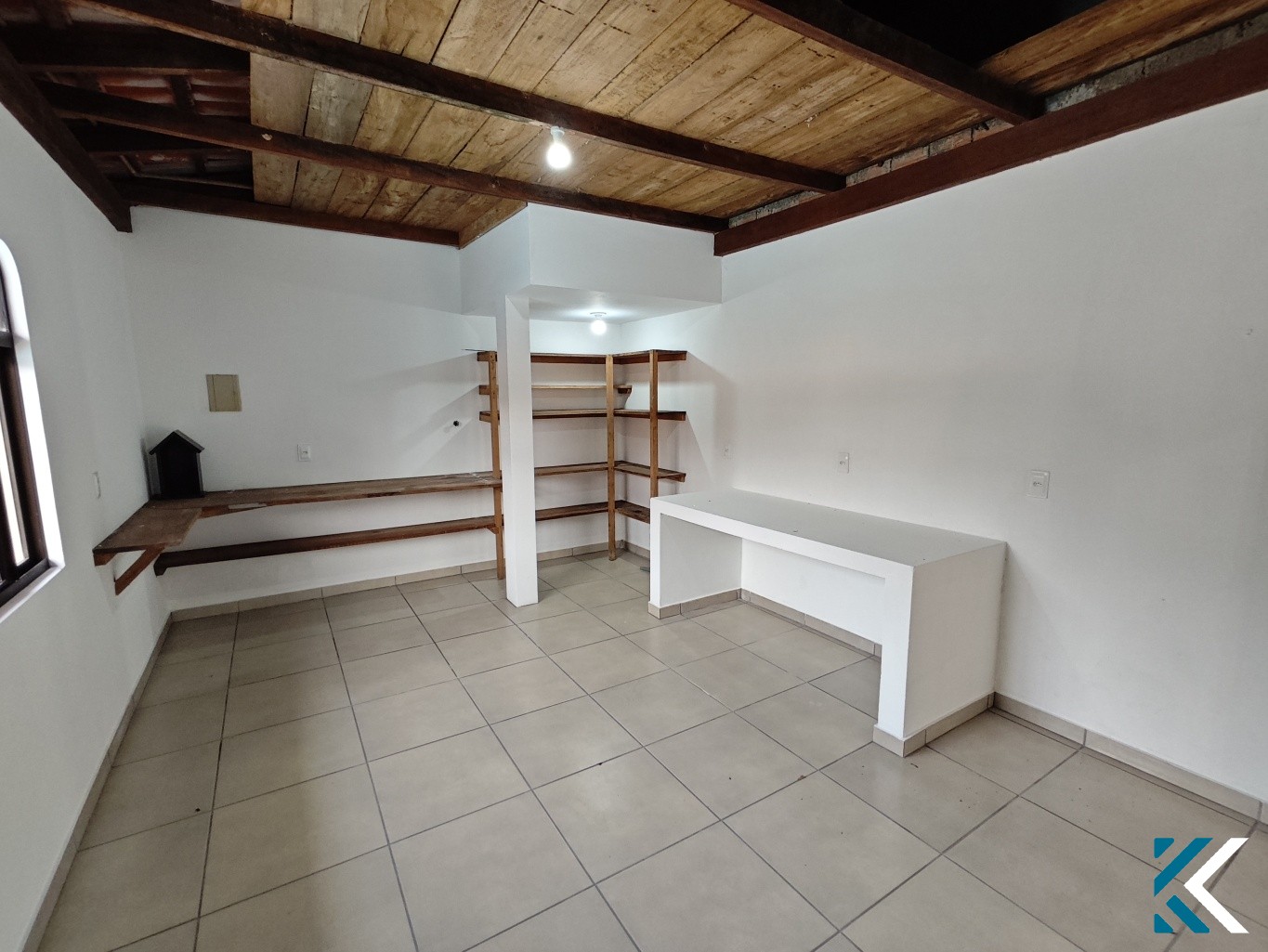 Casa recém reformada, plana, com piscina e muito espaço para sua família....Valor imperdível de início de ano. — foto 6