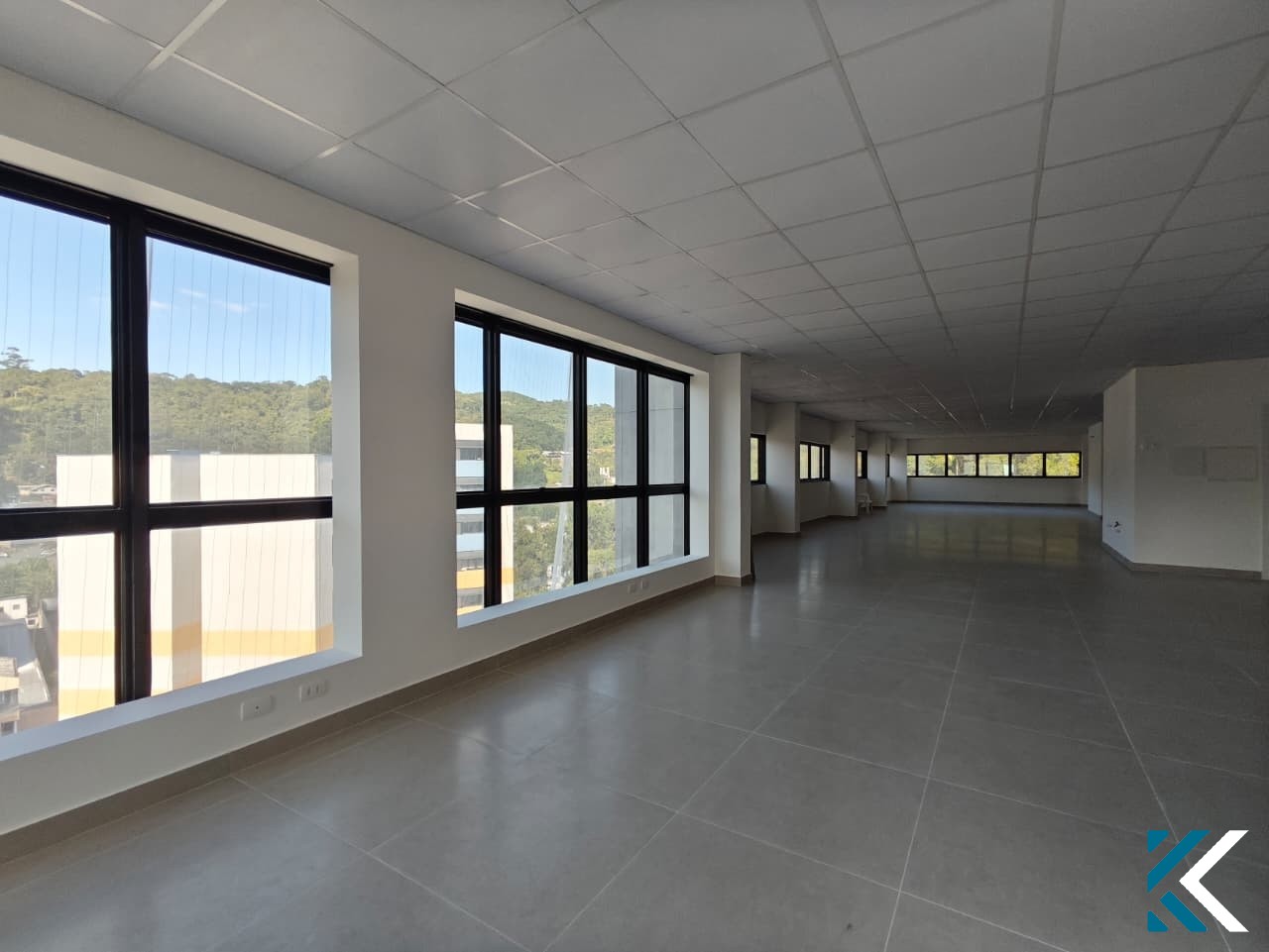 CONJUNTO DE SALAS COMERCIAIS - BAIRRO GARCIA | BLUMENAU...ANDAR INTEIRO — foto 6