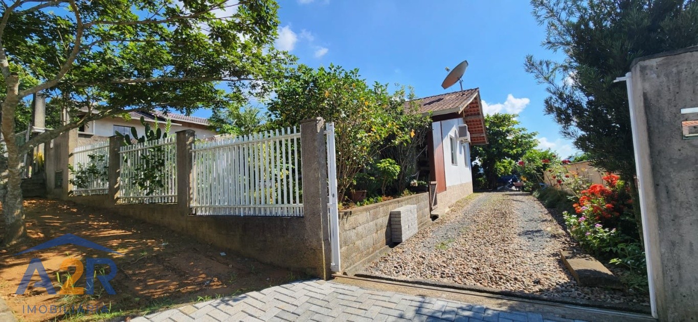 Casa no Bairro Ribeirão das Pedras — foto 2