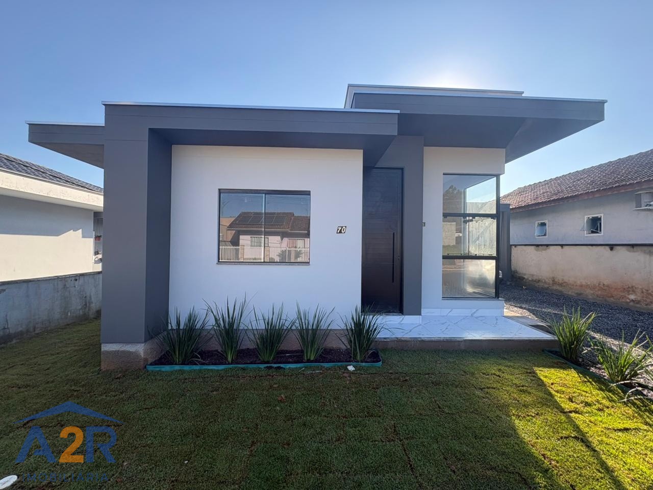 Casa Moderna e Bem Localizada no Bairro Estrada das Areias — foto 2