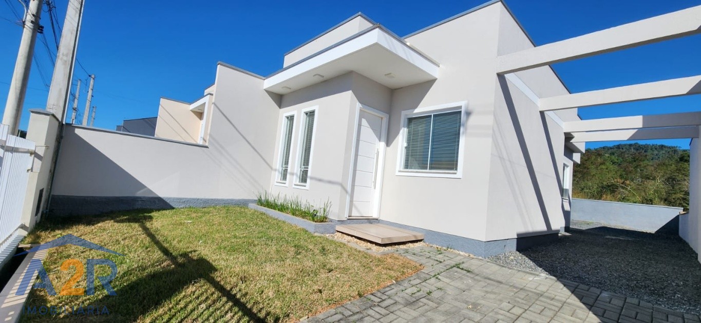 Casa no Bairro Arapongas — foto 2