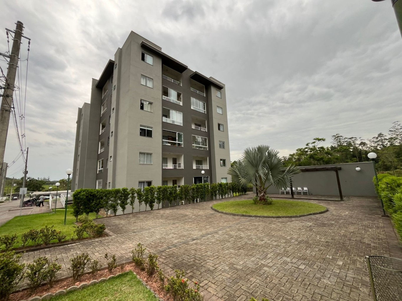 APARTAMENTO SEMI MOBILIADO NO RESIDENCIAL VITÓRIA RÉGIA EXCLUSIVO A2R IMOBILIÁRIA — foto 2