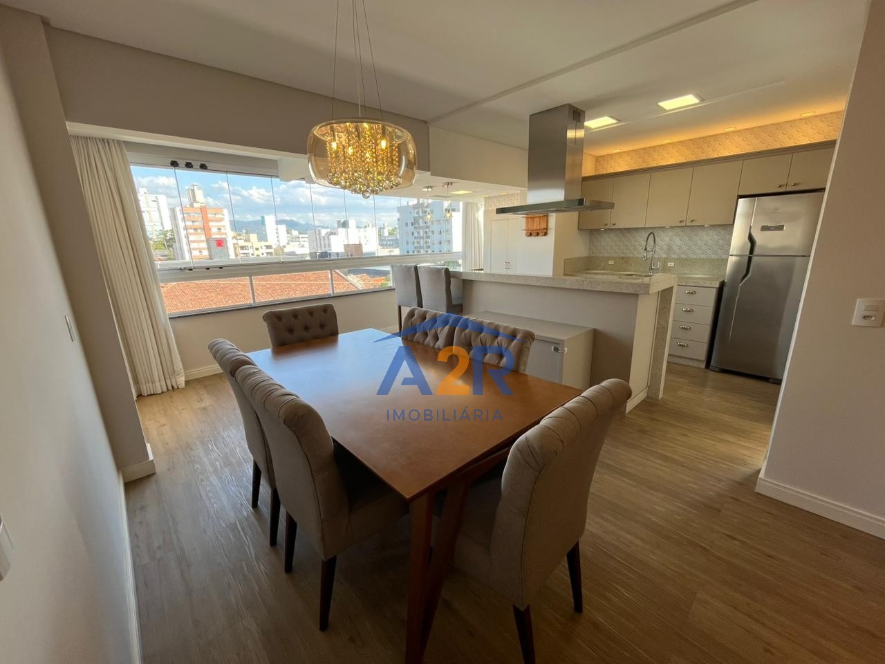 APARTAMENTO MOBILIADO COM SACADA EXTRA E 02 VAGAS DE GARAGEM — foto 7