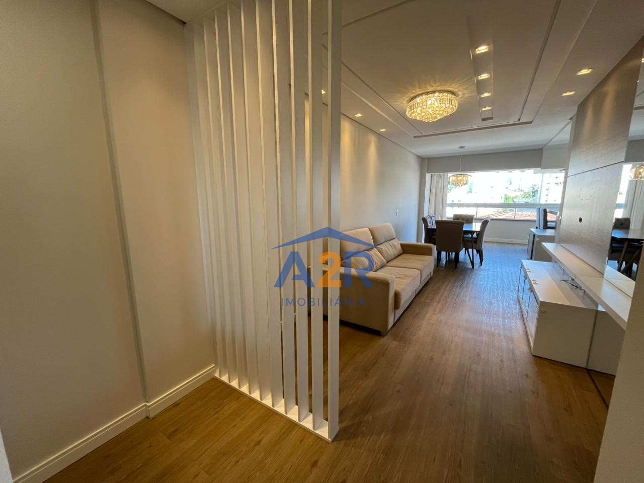 APARTAMENTO MOBILIADO COM SACADA EXTRA E 02 VAGAS DE GARAGEM — foto 6