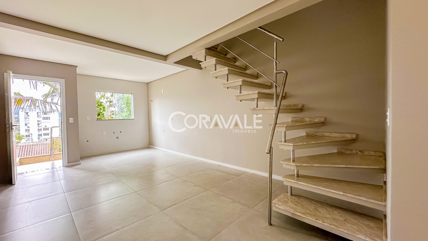 Triplex à venda com 2 suítes e 95 m no bairro Escola Agrícola em Blumenau/SC. - foto 1