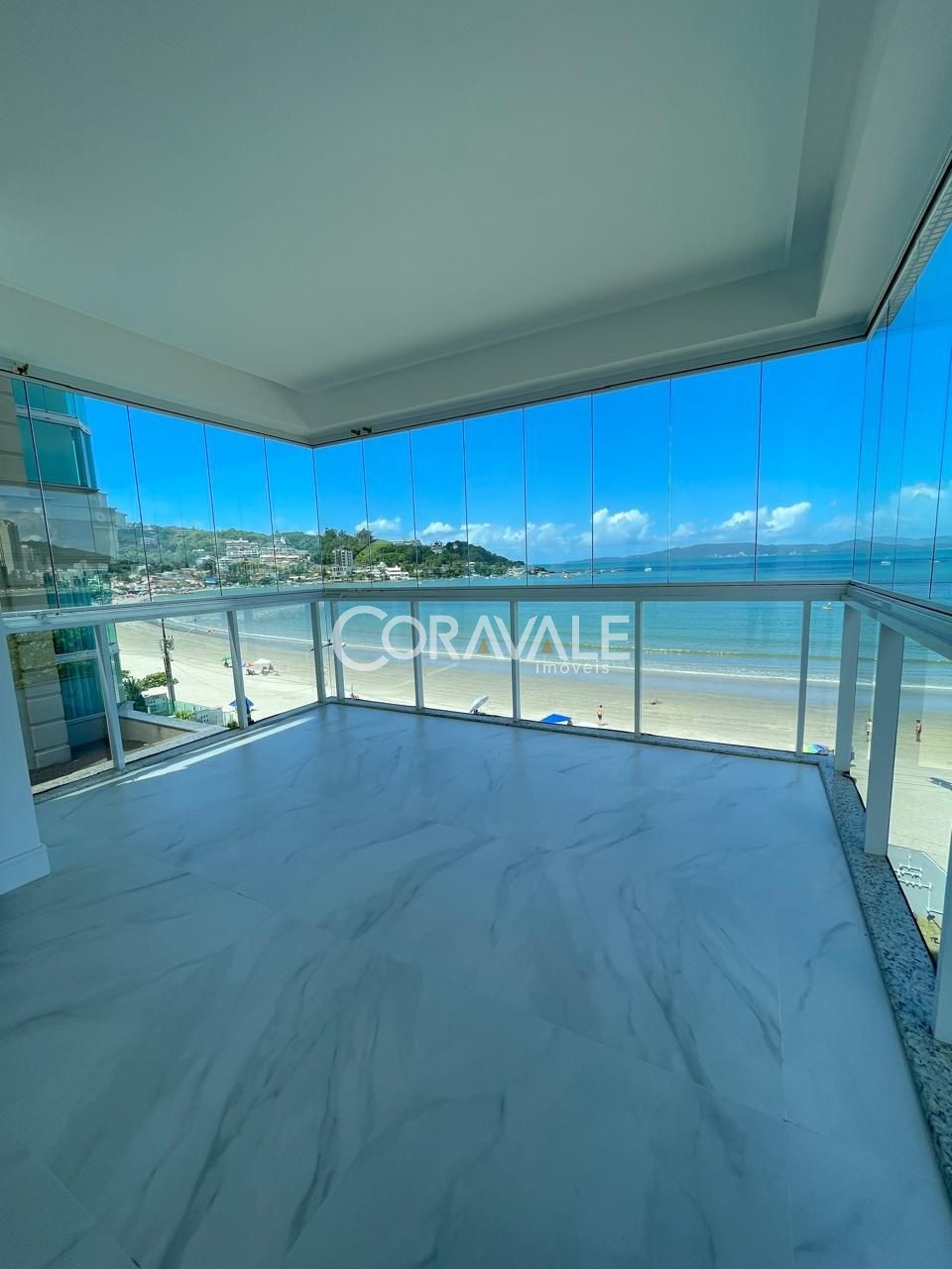 Apartamento com 3 suítes frente mar no Centro Itapema/SC - foto 1