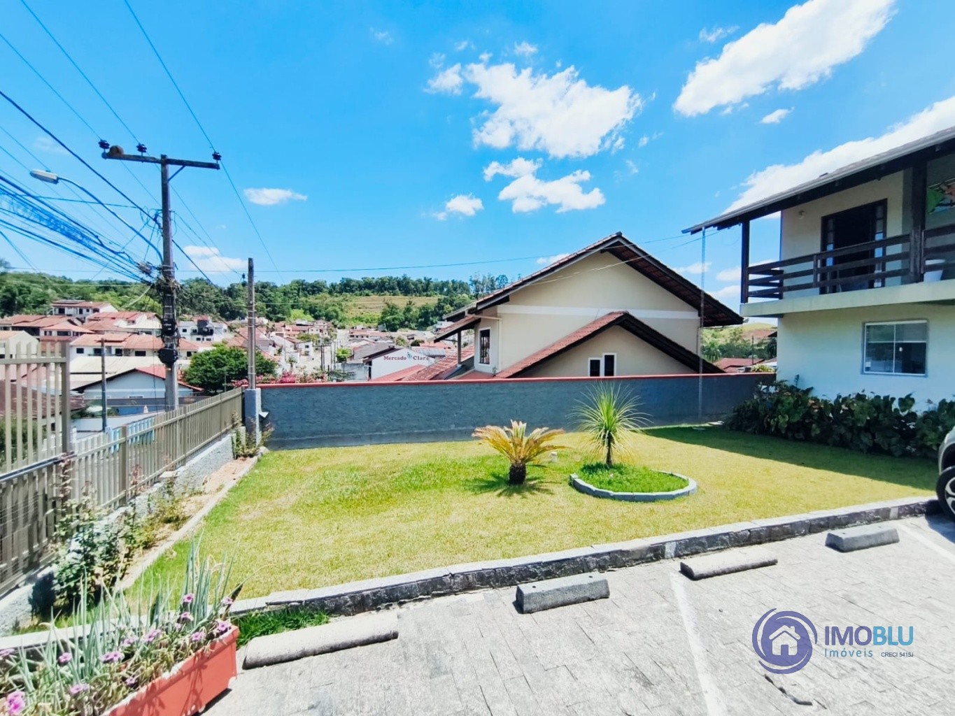 Casa de 2 Pisos com Móveis Sob Medida , 3 dormitórios, Fortaleza Alta — foto 4