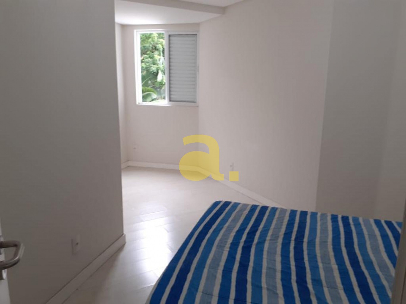 Apartamento à venda com 3 quartos, 103m² - Foto 9