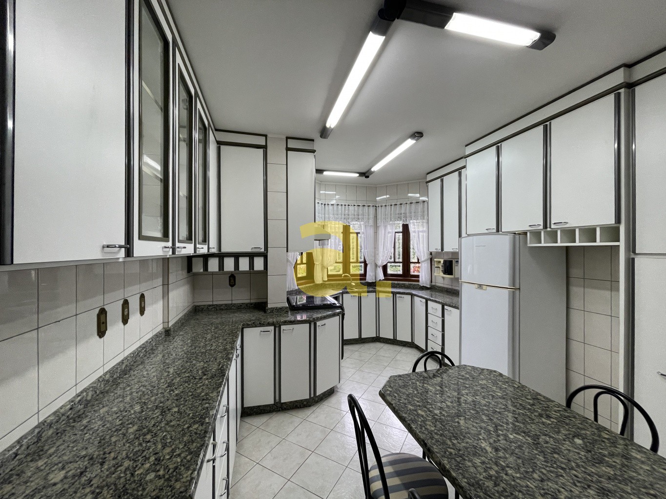 Casa, 4 quartos, 307 m² - Foto 10