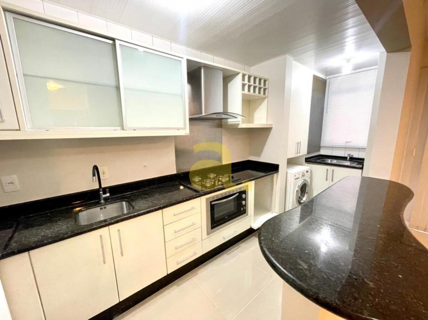 APARTAMENTO COM 1 QUARTO TODO MOBILIADO PARA LOCAÇÃO - JARDIM BLUMENAU — foto 4