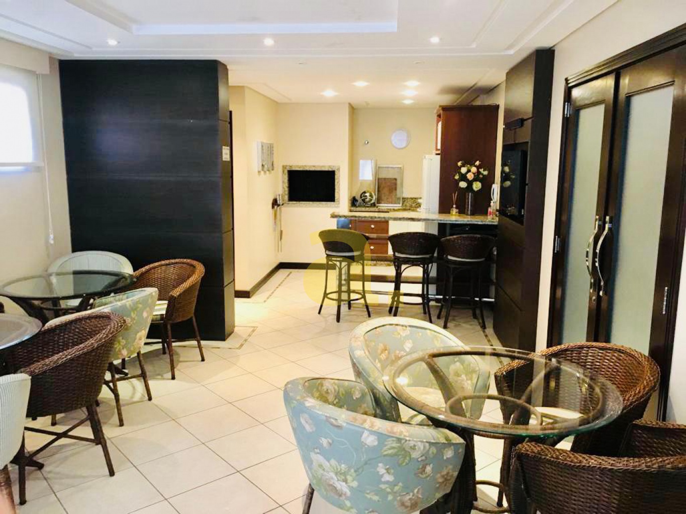 APARTAMENTO COM 1 QUARTO TODO MOBILIADO PARA LOCAÇÃO - JARDIM BLUMENAU — foto 6