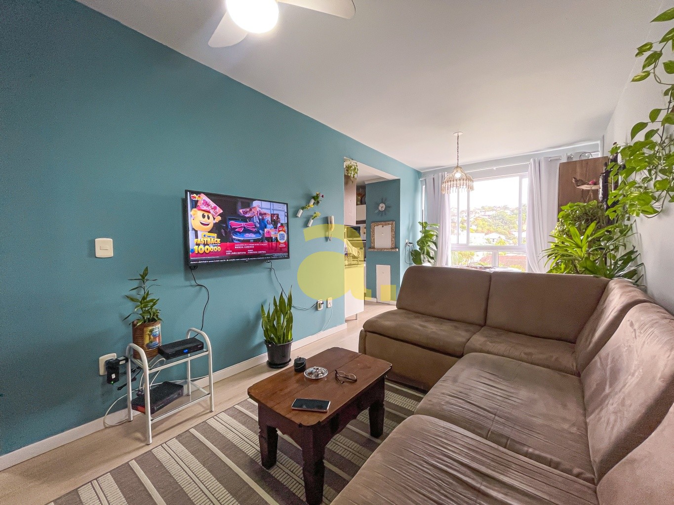 Apartamento à venda com 2 quartos, 68m² - Foto 3