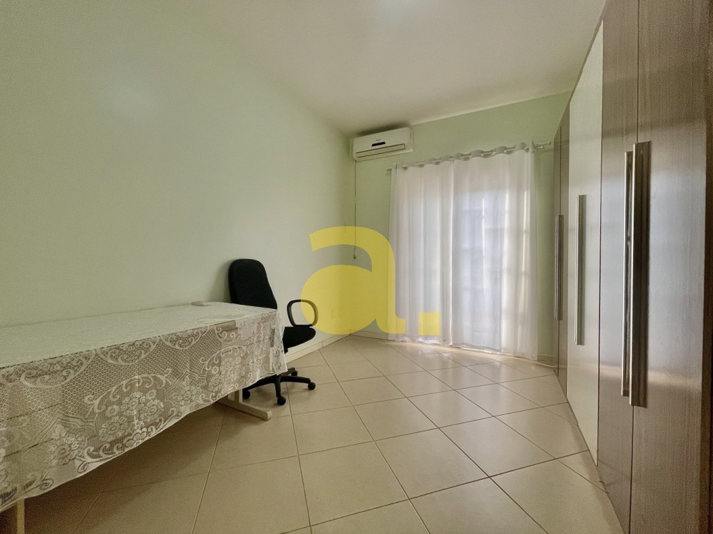 Casa à venda com 3 quartos, 365m² - Foto 21