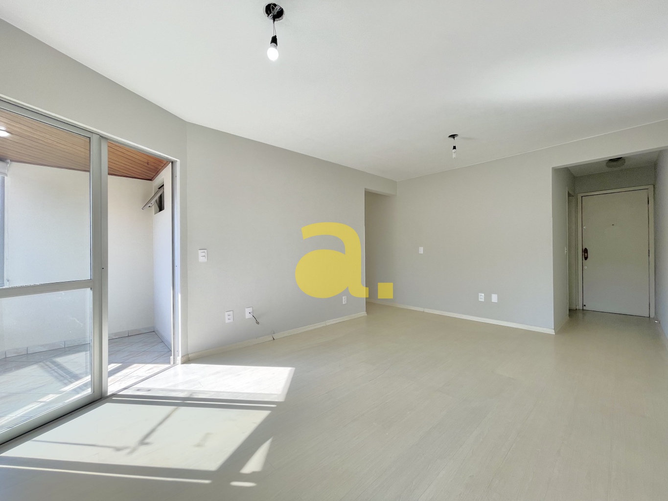 Apartamento à venda com 2 quartos, 91m² - Foto 3