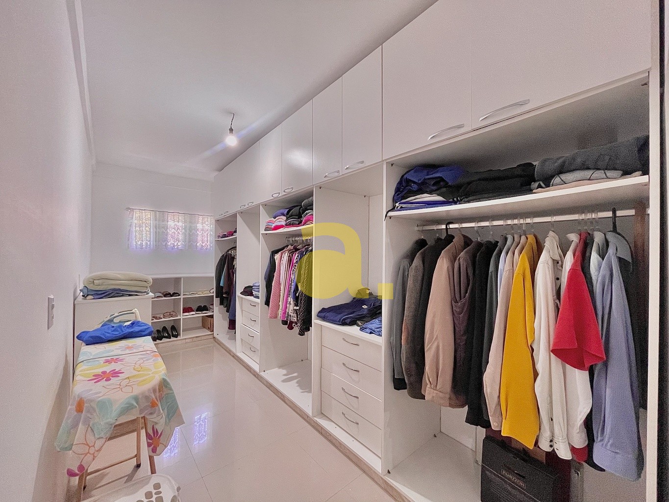 Casa, 4 quartos, 270 m² - Foto 16